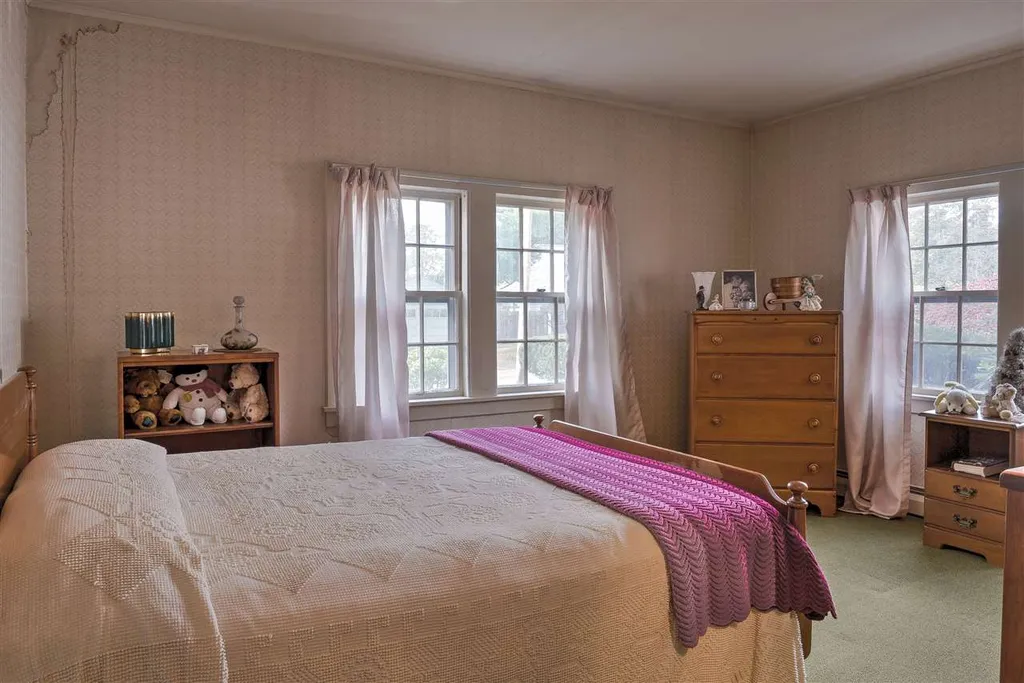 48 Edgewood Avenue Keene NH 03431