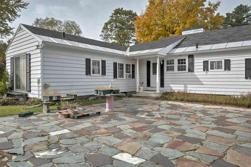 48 Edgewood Avenue Keene NH 03431