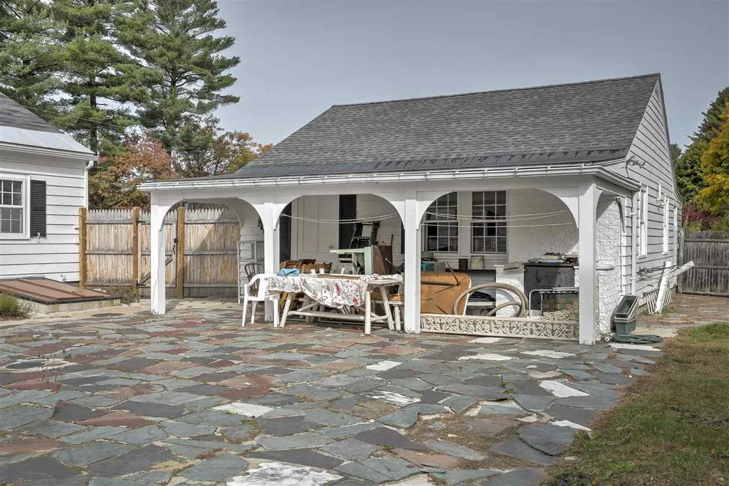 48 Edgewood Avenue Keene NH 03431