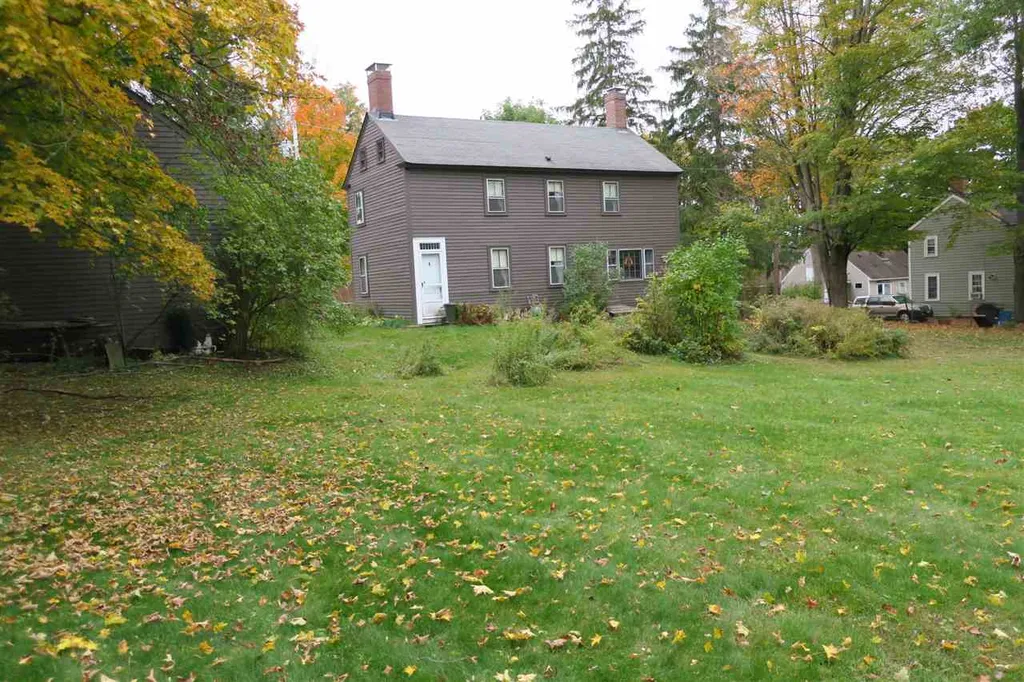 34 Auburn Street Exeter NH 03833