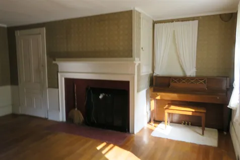 34 Auburn Street Exeter NH 03833