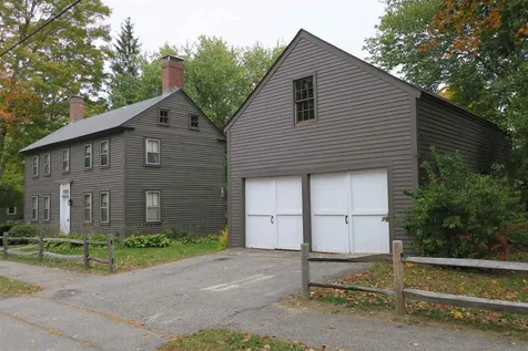 34 Auburn Street Exeter NH 03833