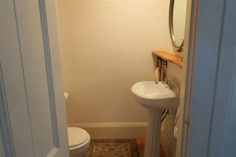 34 Auburn Street Exeter NH 03833