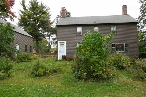 34 Auburn Street Exeter NH 03833