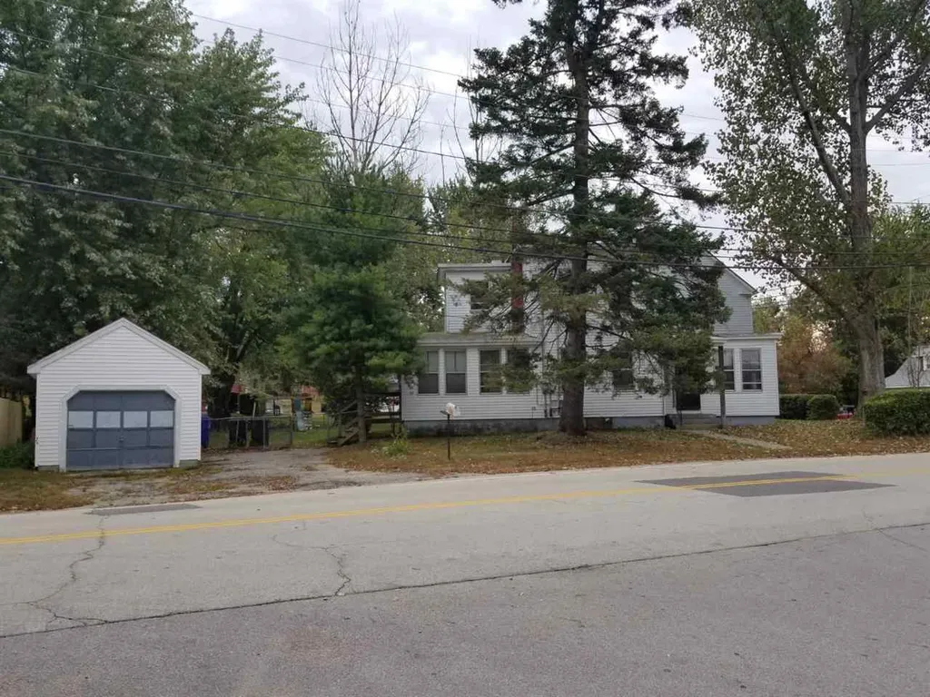 2 Belknap Road Hudson NH 03051