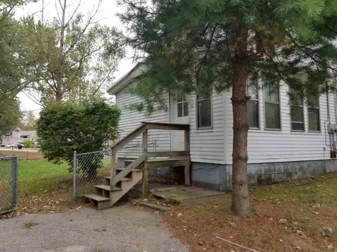 2 Belknap Road Hudson NH 03051