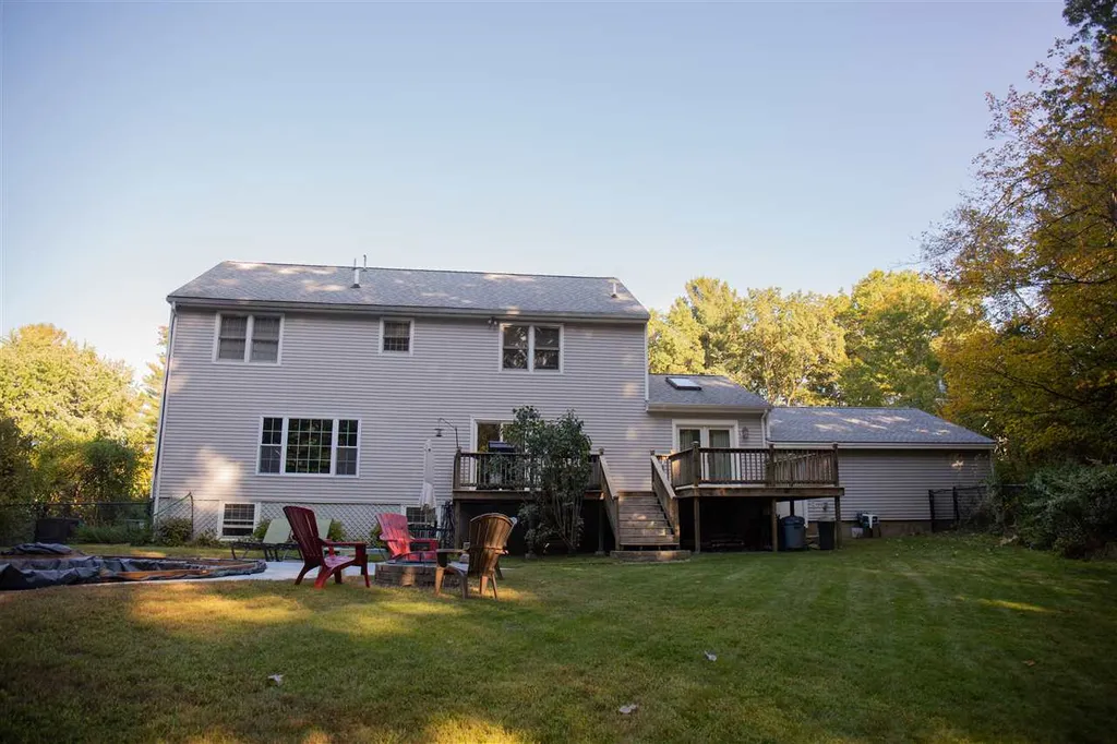 5 Holbrook Drive Nashua NH 03062
