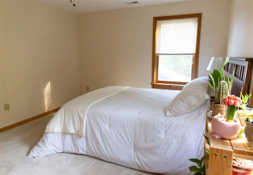5 Holbrook Drive Nashua NH 03062