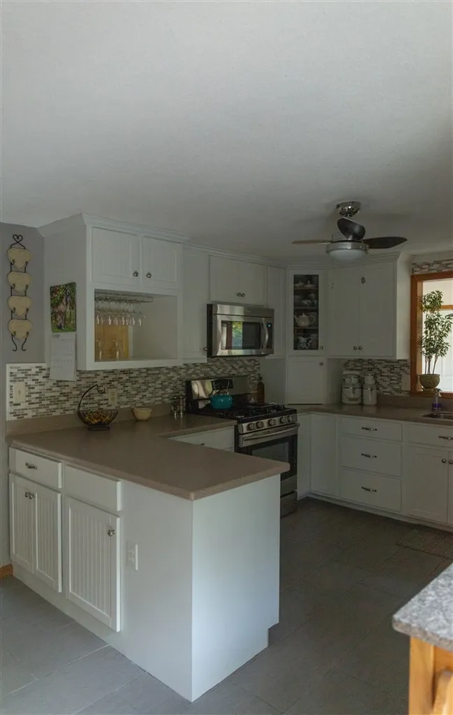 5 Holbrook Drive Nashua NH 03062
