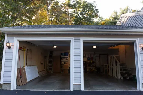 5 Holbrook Drive Nashua NH 03062