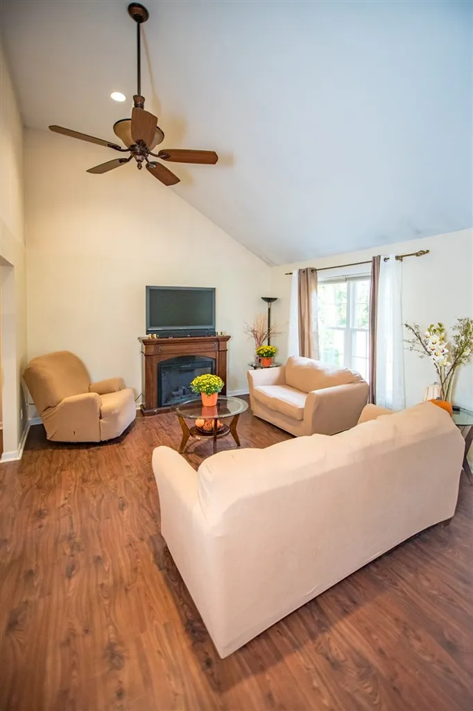 81 Fremont Road Raymond NH 03077