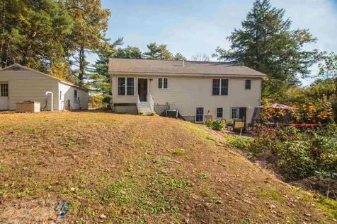 81 Fremont Road Raymond NH 03077