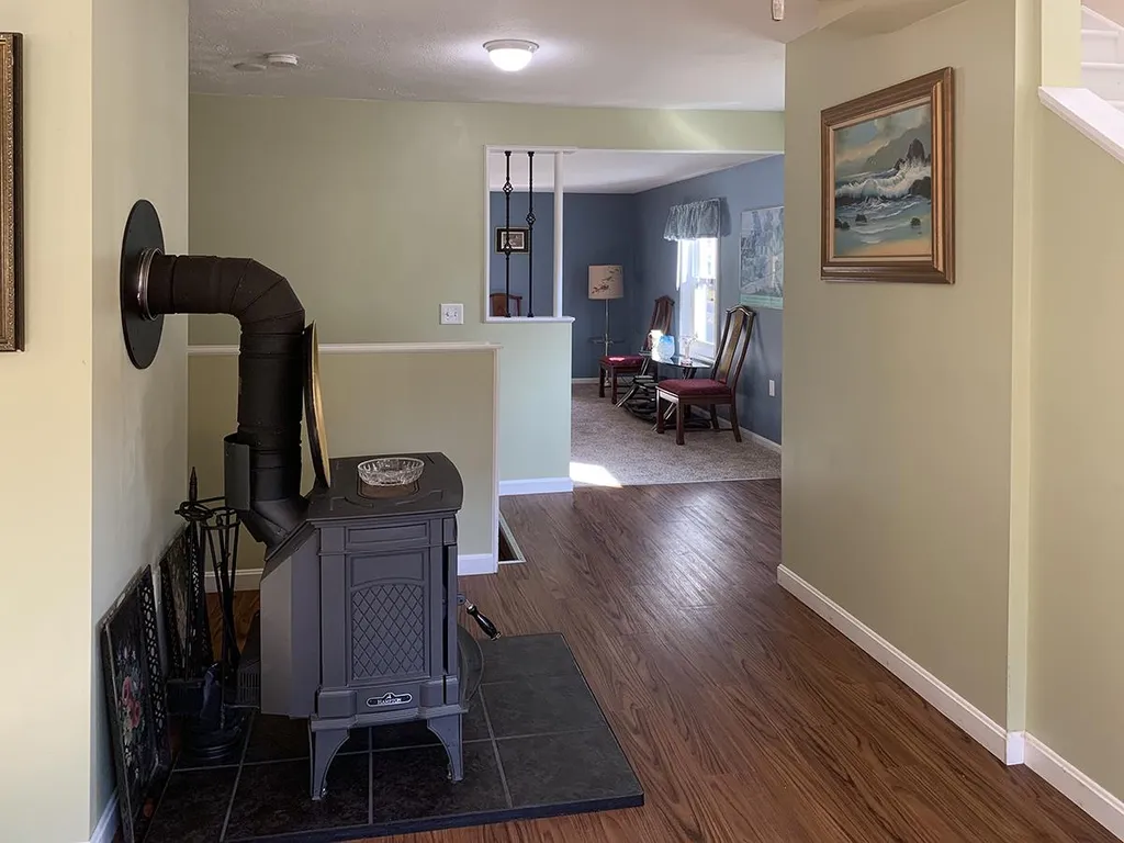 83 Amherst Road Merrimack NH 03054