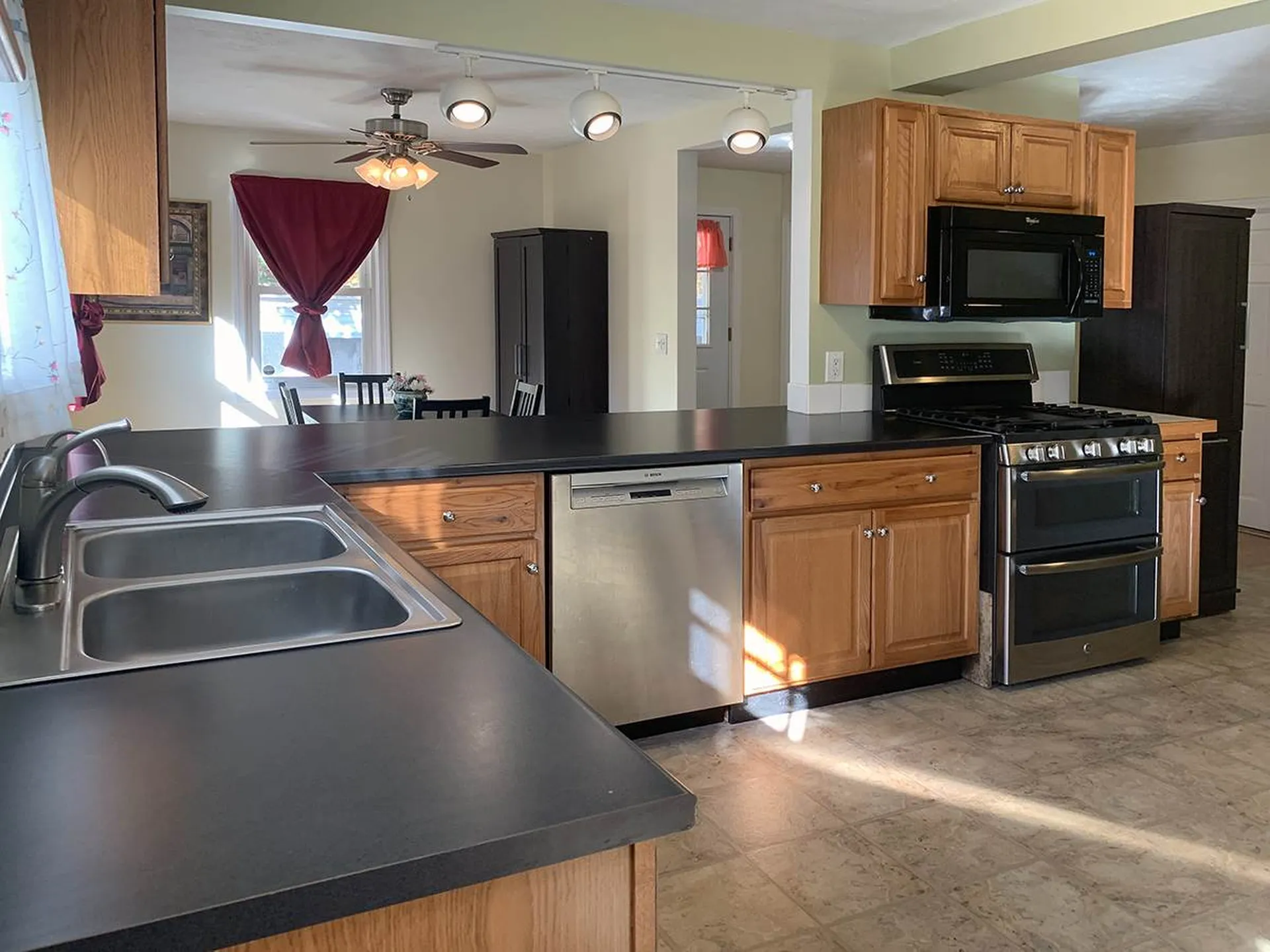 83 Amherst Road Merrimack NH 03054