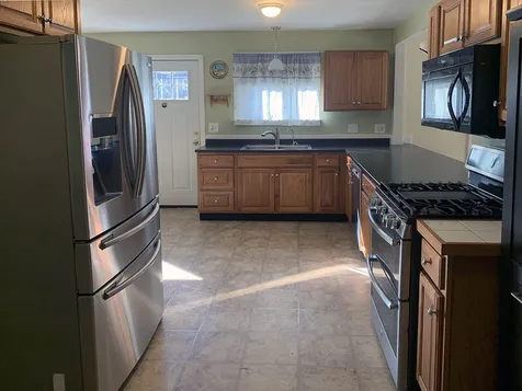 83 Amherst Road Merrimack NH 03054