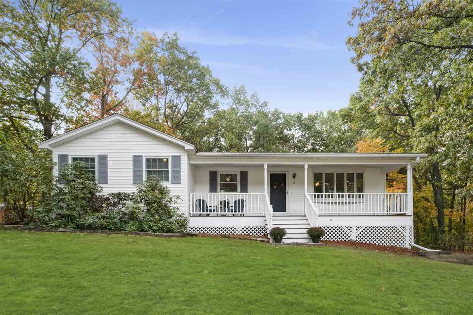 9 Brady Avenue Derry NH 03038