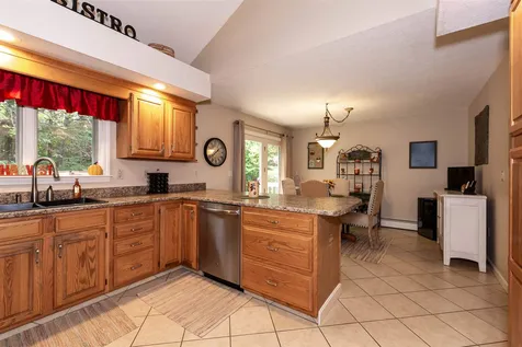 12 Twin Oaks Drive Mont Vernon NH 03057