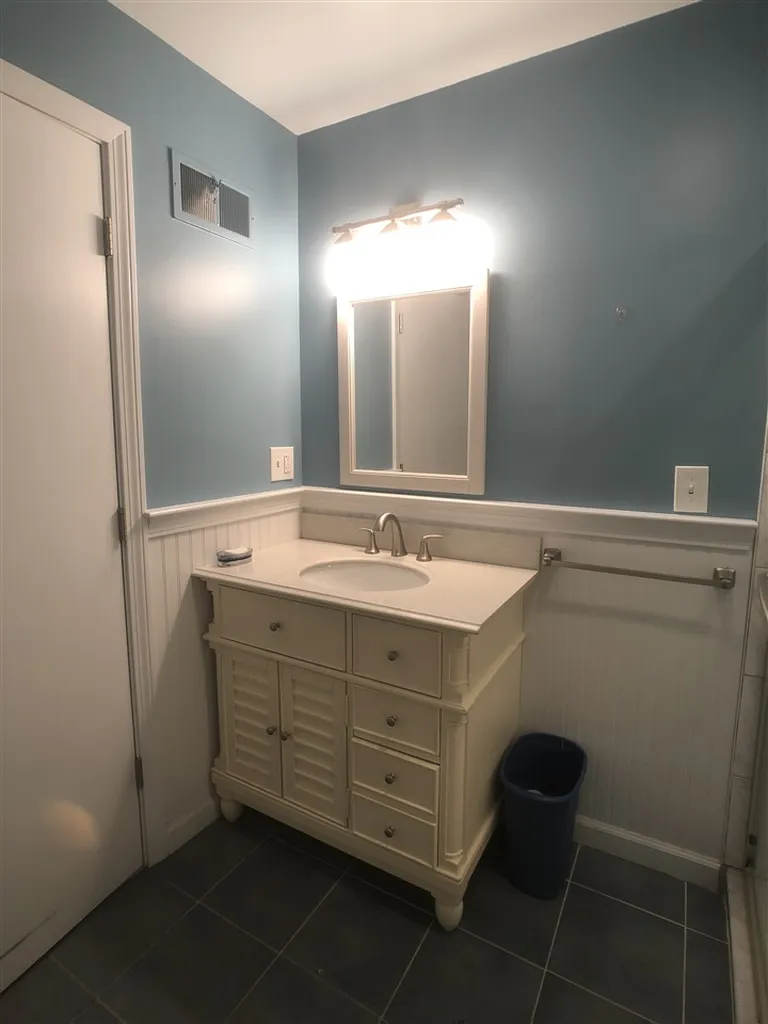 135 Edgemoor Drive Burlington VT 05408