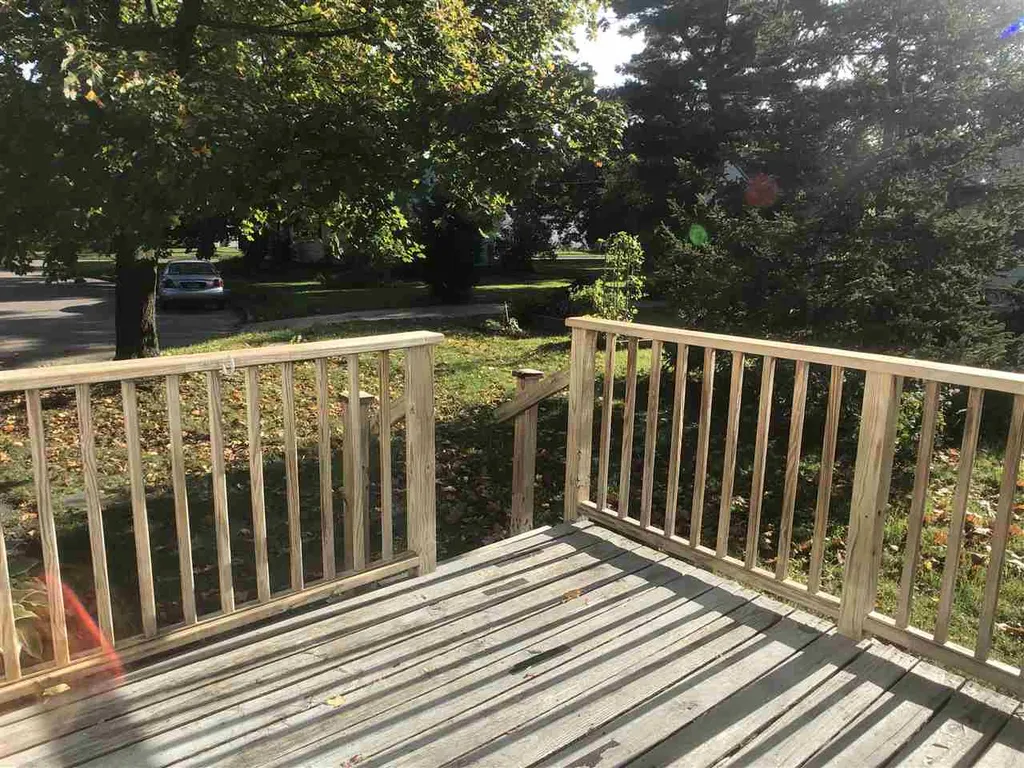 135 Edgemoor Drive Burlington VT 05408