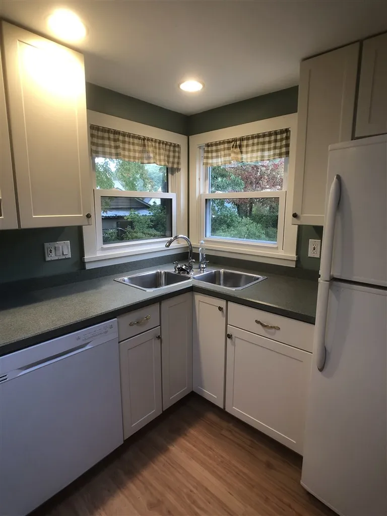135 Edgemoor Drive Burlington VT 05408
