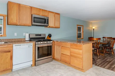 130 Estate Drive Barrington NH 03825