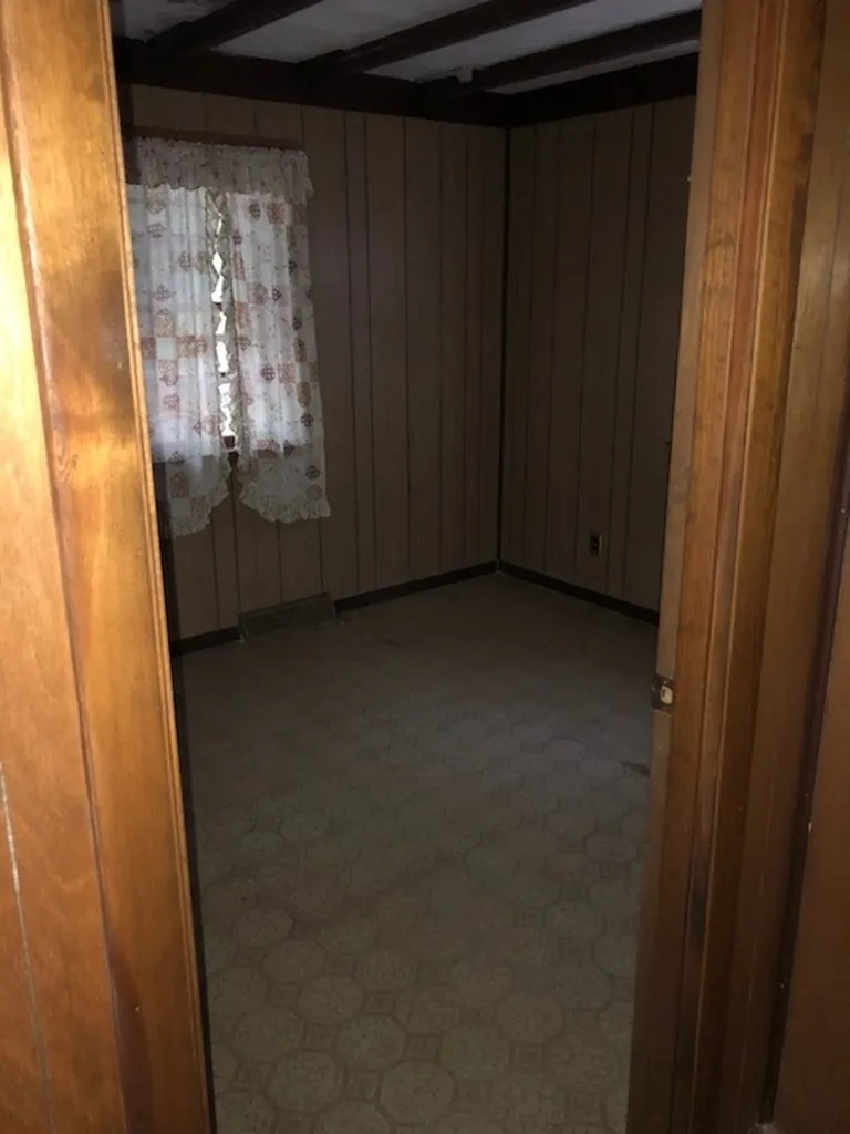 10 Pine Glen Road Hillsborough NH 03244