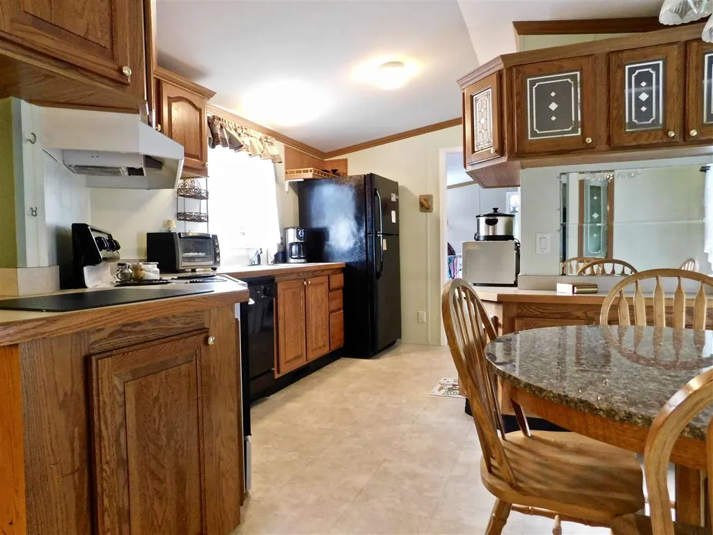7 Eglin Boulevard Londonderry NH 03053