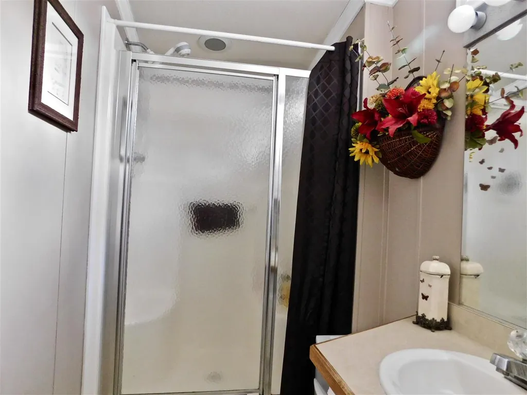 7 Eglin Boulevard Londonderry NH 03053