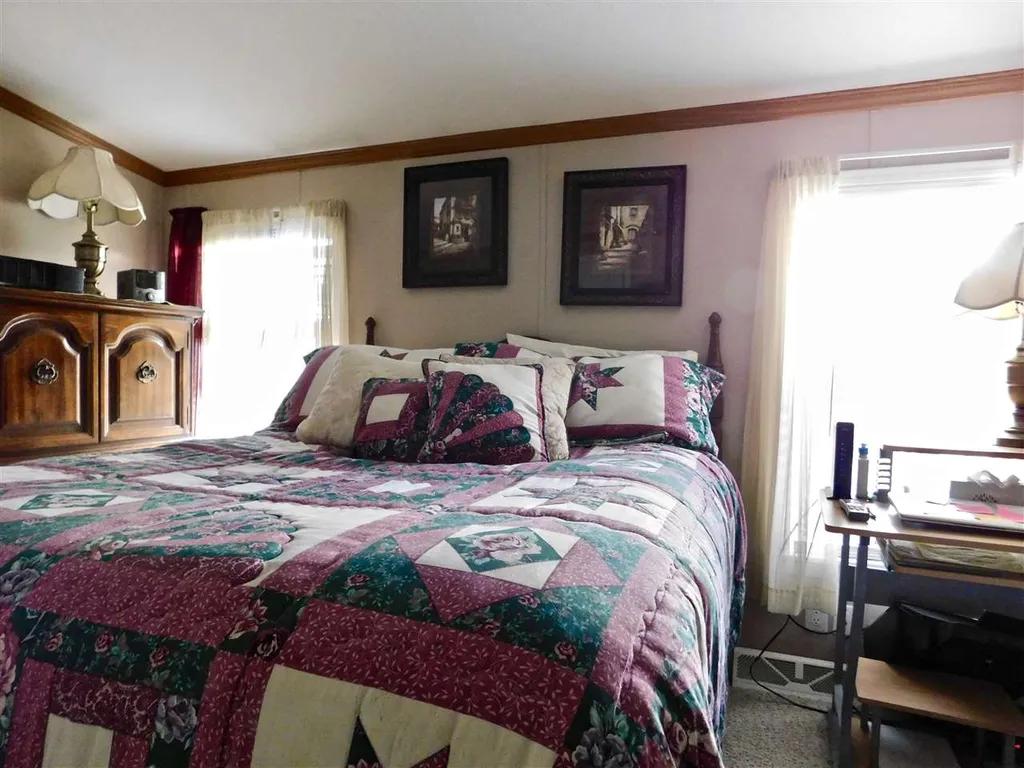 7 Eglin Boulevard Londonderry NH 03053