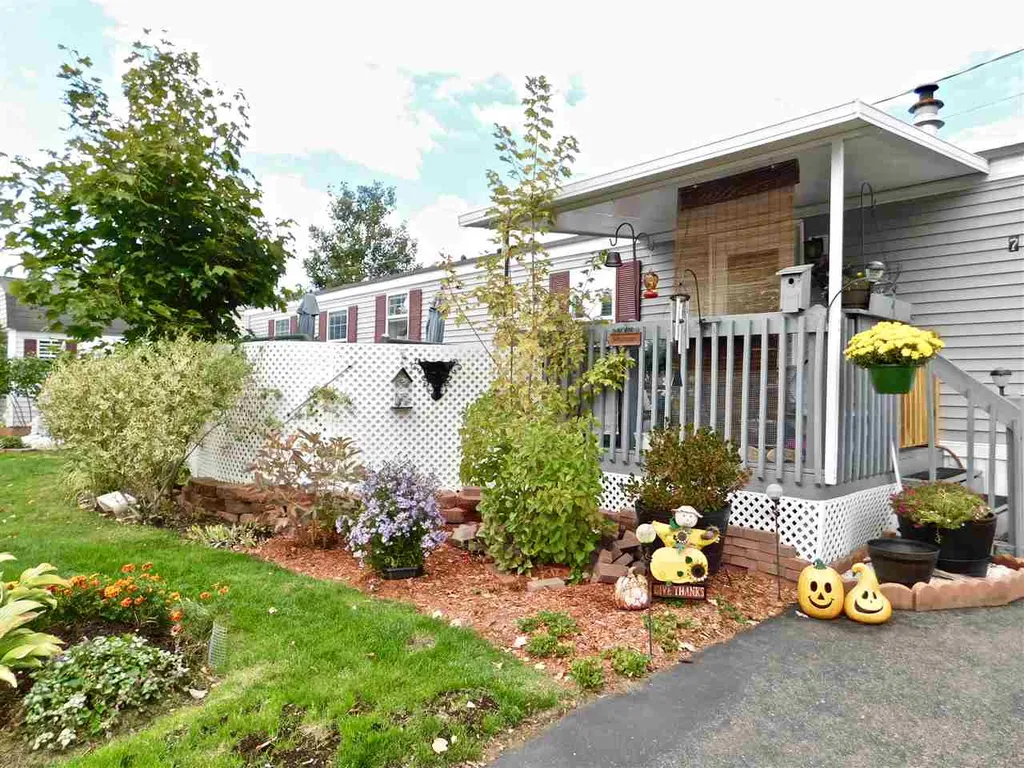 7 Eglin Boulevard Londonderry NH 03053