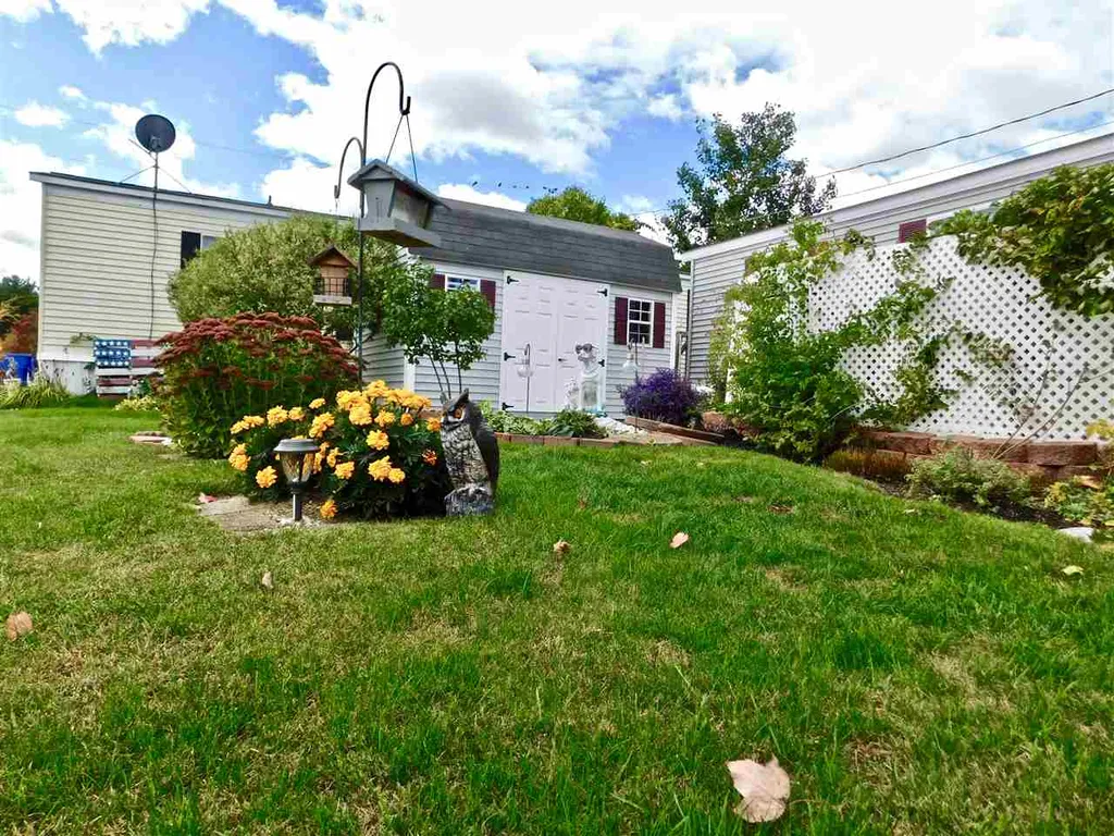 7 Eglin Boulevard Londonderry NH 03053
