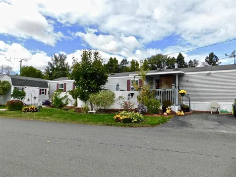 7 Eglin Boulevard Londonderry NH 03053