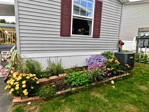 7 Eglin Boulevard Londonderry NH 03053