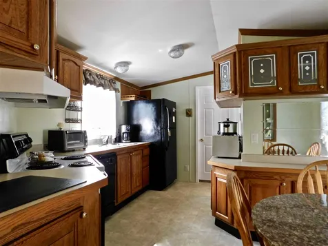7 Eglin Boulevard Londonderry NH 03053