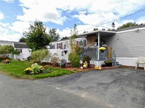 7 Eglin Boulevard Londonderry NH 03053