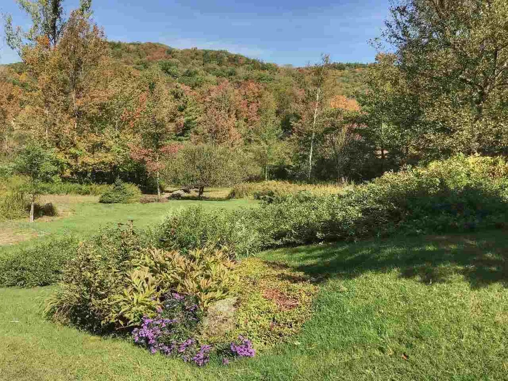 1562 Texas Hill Road Hinesburg VT 05461