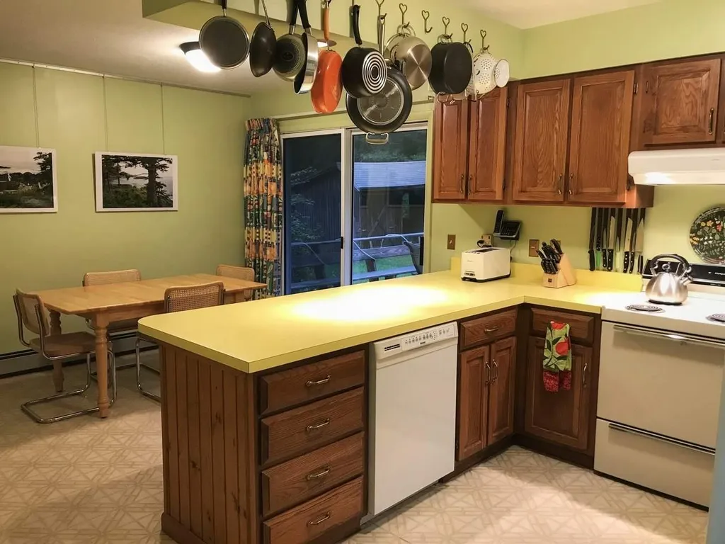 1562 Texas Hill Road Hinesburg VT 05461