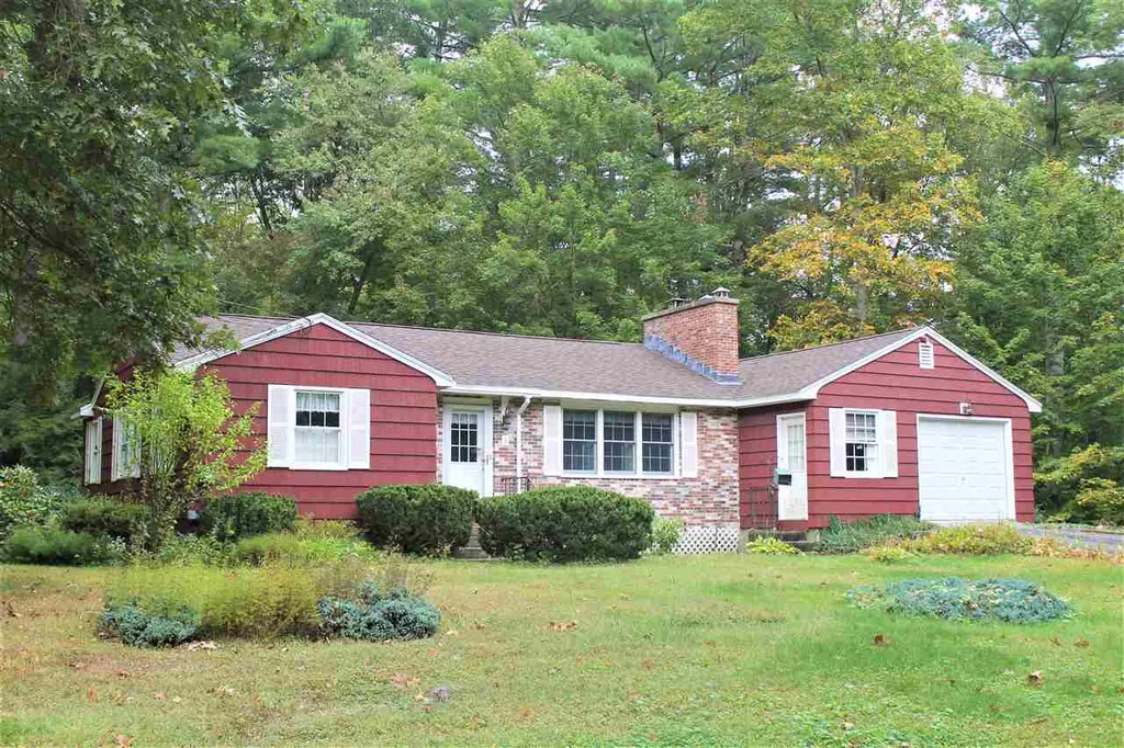 8 Webster Landing Road Kingston NH 03848