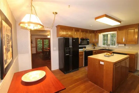 8 Webster Landing Road Kingston NH 03848