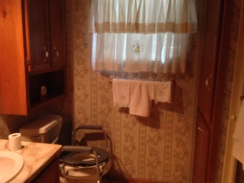 96 Lillian Avenue Seabrook NH 03874