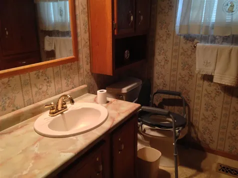 96 Lillian Avenue Seabrook NH 03874