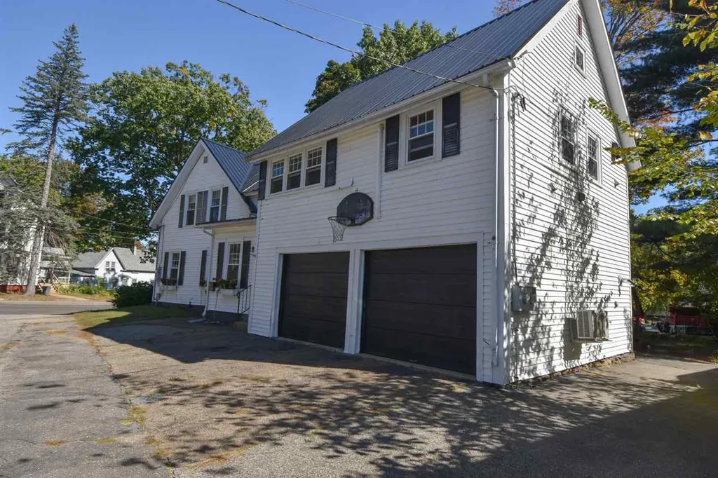 61 Pearl Street Laconia NH 03246