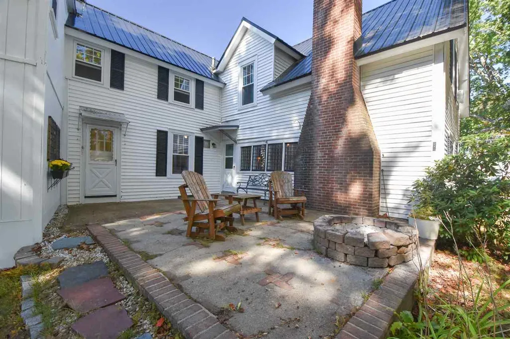 61 Pearl Street Laconia NH 03246