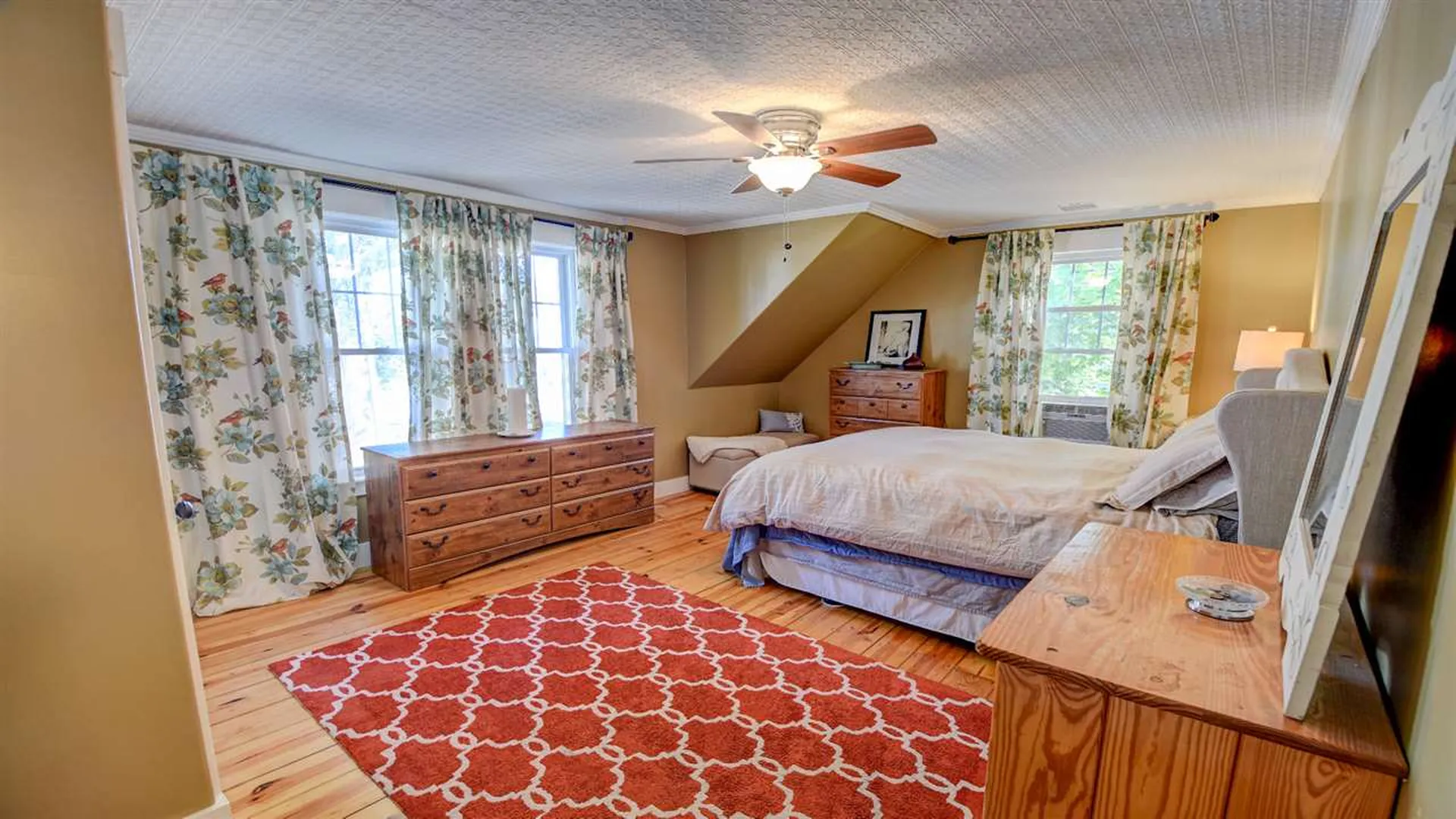 61 Pearl Street Laconia NH 03246