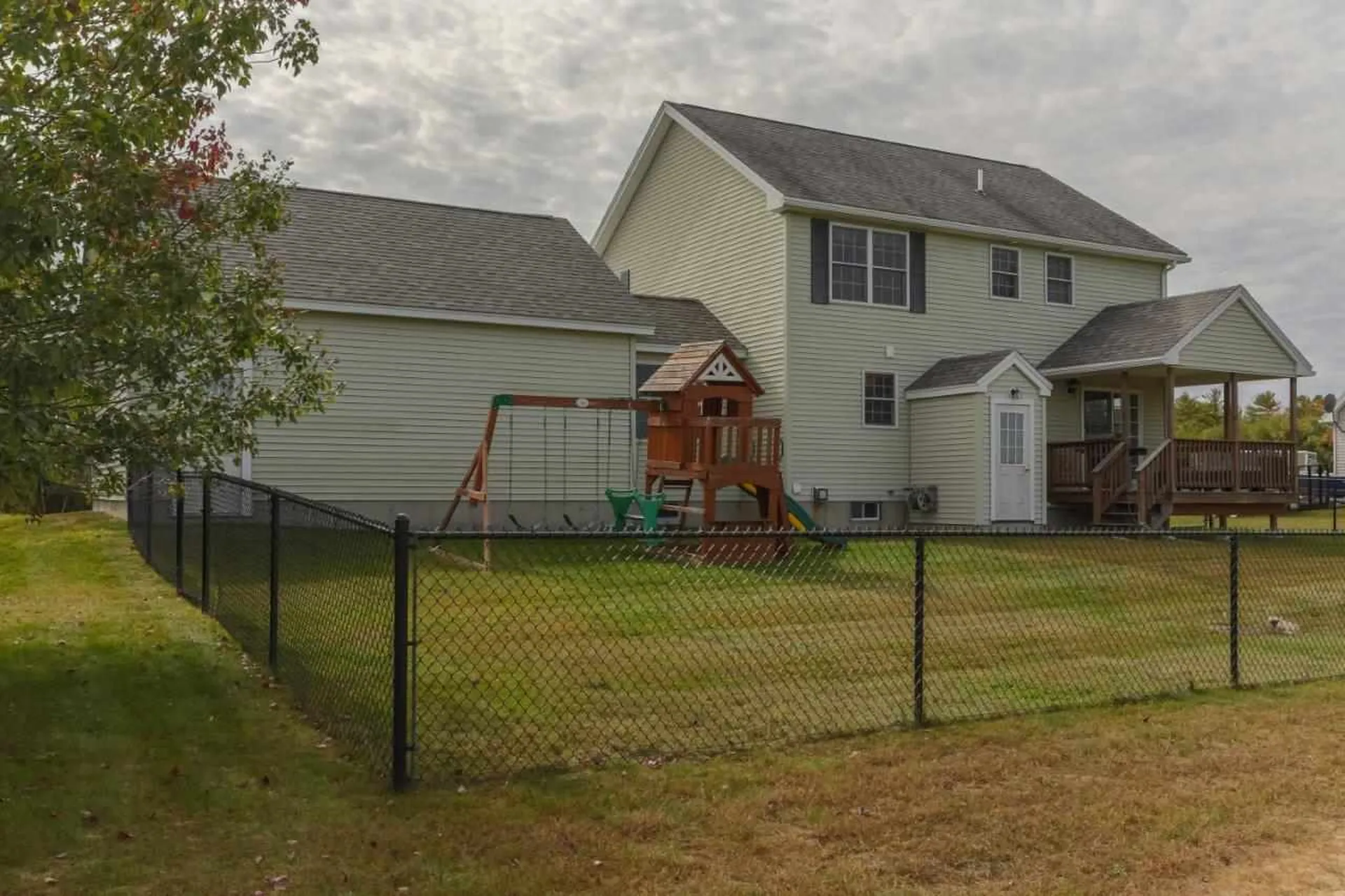 44 Ians Way Rochester NH 03867
