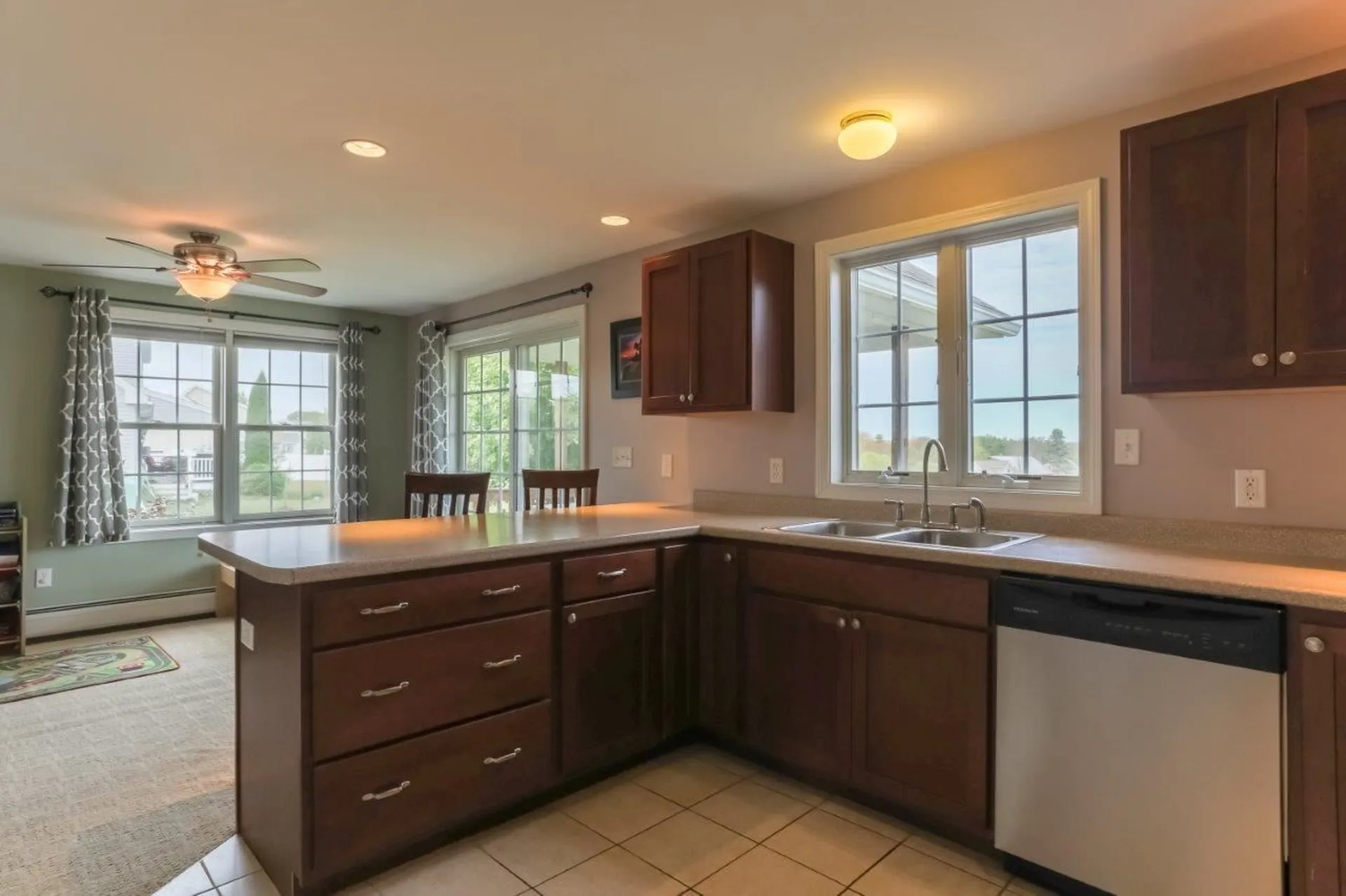 44 Ians Way Rochester NH 03867