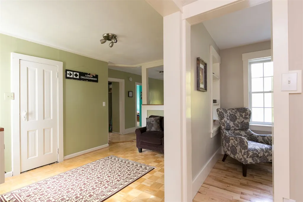 115 Stowe Street Waterbury VT 05676