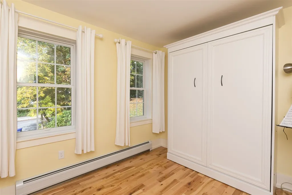 115 Stowe Street Waterbury VT 05676