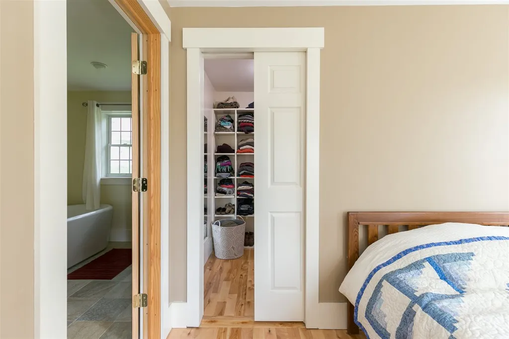 115 Stowe Street Waterbury VT 05676