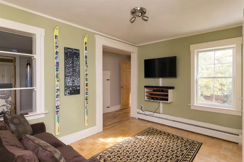 115 Stowe Street Waterbury VT 05676